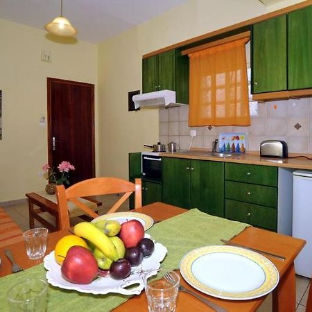 Lola'S Apartments 3 Dassia  Zewnętrze zdjęcie
